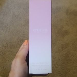 Brand new KylieSkin Foaming Face Wash 5oz.